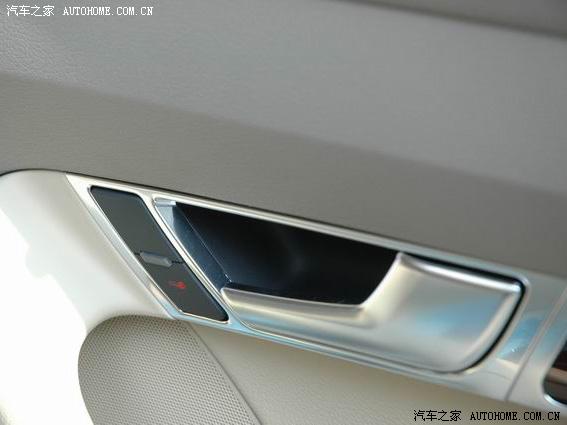Audi A6L 2026 — Сиденья и пространство, фото 11