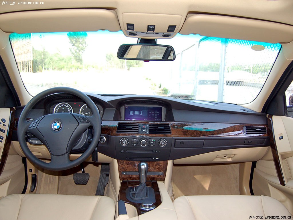 BMW 5 Series 2026 — Салон, фото 27