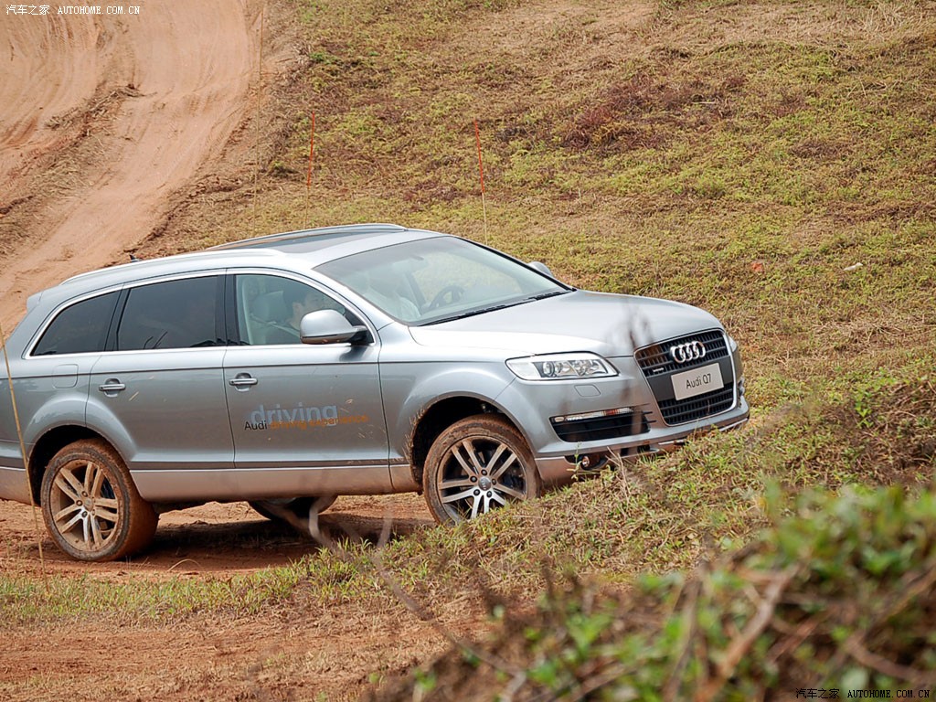 Audi Q7 2026 — фото 14