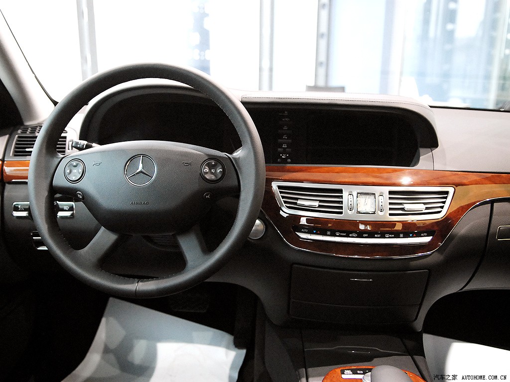 Mercedes-Benz S-Class 2026 — Салон, фото 41