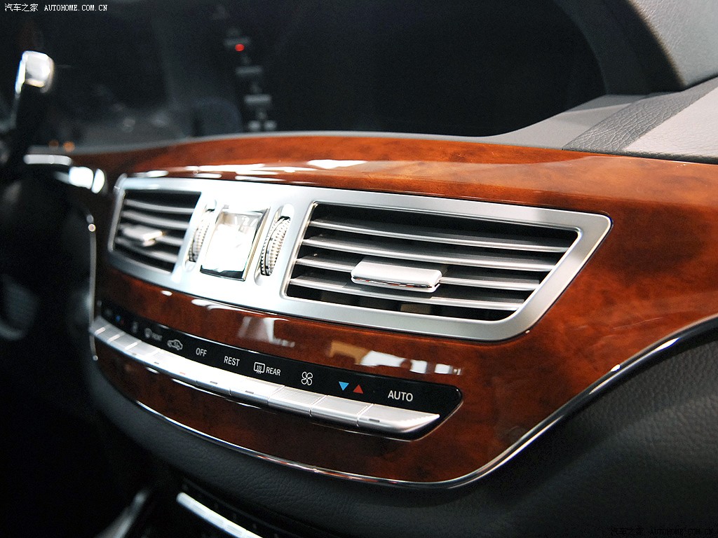 Mercedes-Benz S-Class 2026 — Салон, фото 34