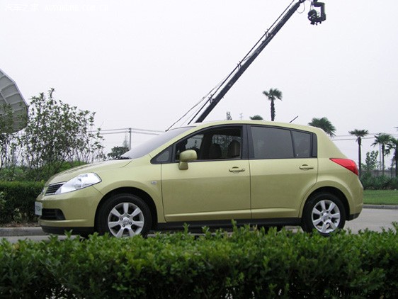 Nissan Tiida 2024
