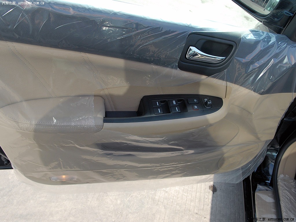 Honda Accord 2026 — Сиденья и пространство, фото 37
