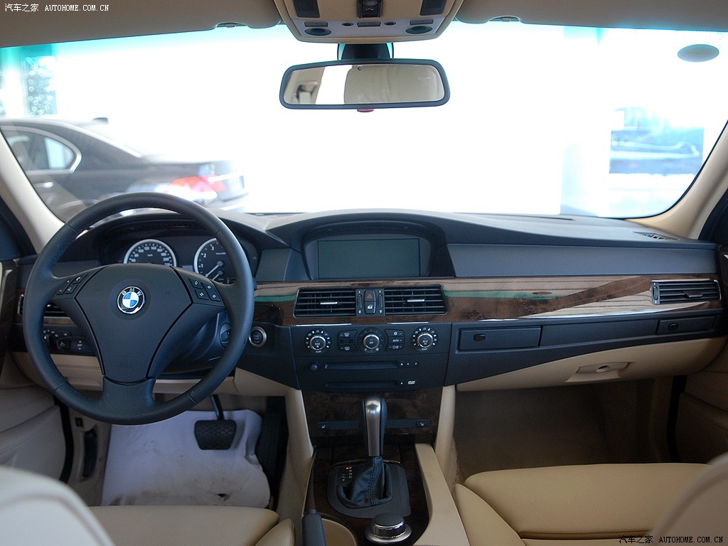 BMW 5 Series 2026 — Салон, фото 34
