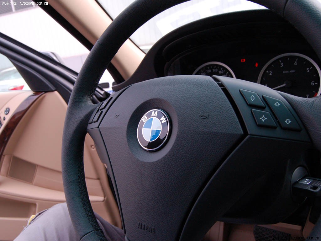BMW 5 Series 2026 — Салон, фото 18