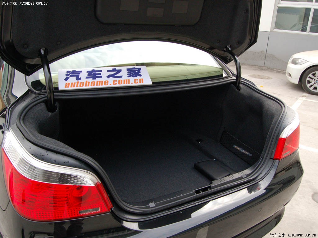 BMW 5 Series 2026 — Детали, фото 18