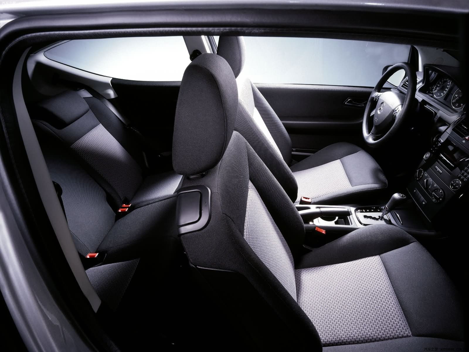 Mercedes-Benz A-Class 2022 — фото 167