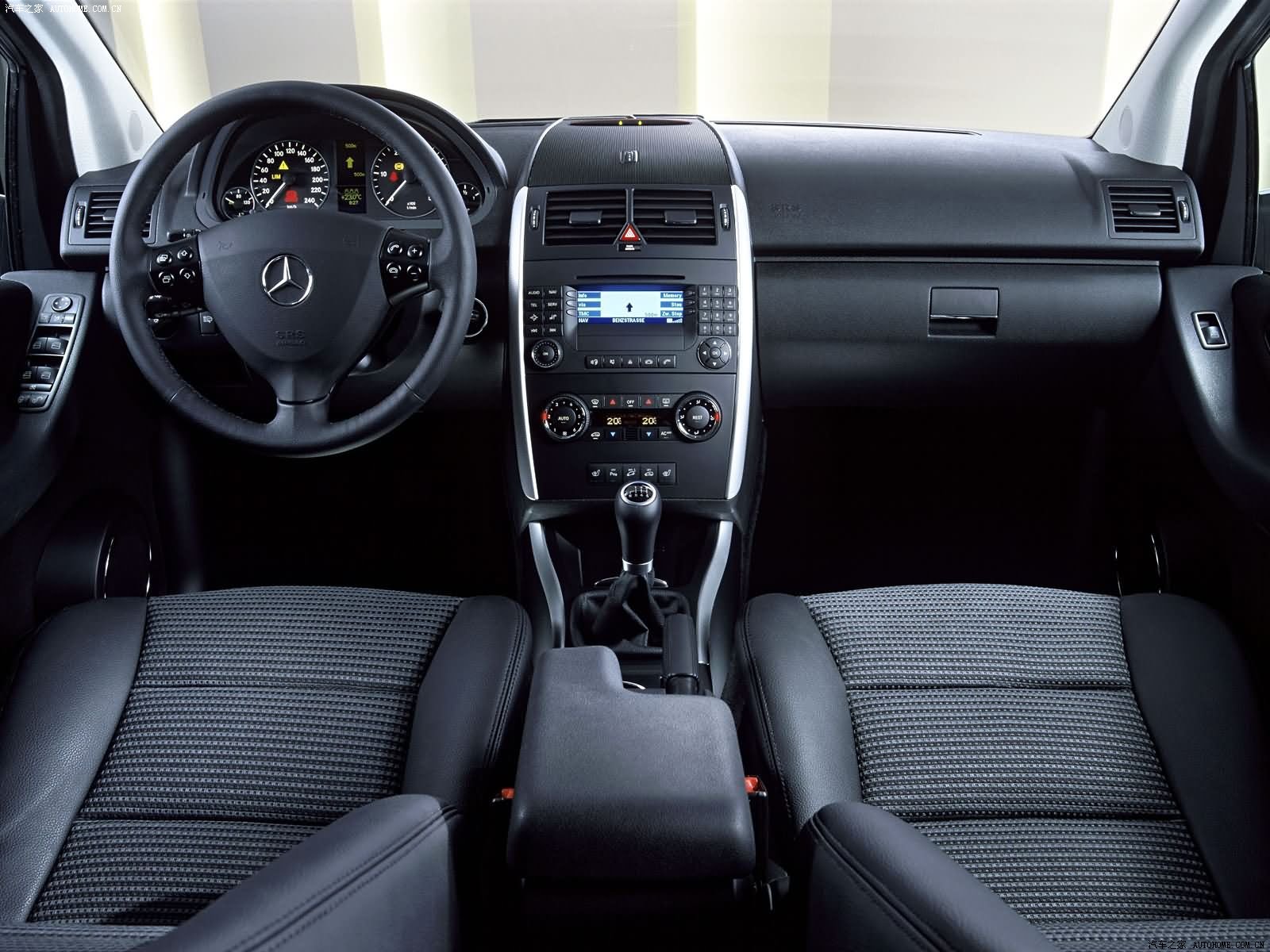 Mercedes-Benz A-Class 2022 — фото 92