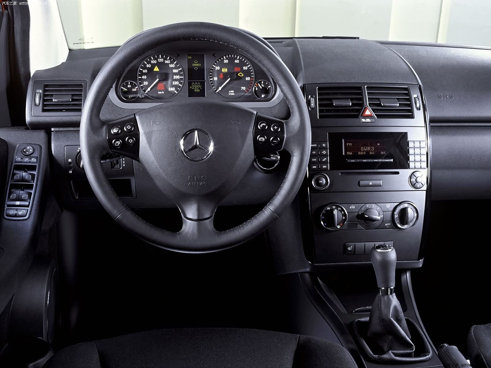Mercedes-Benz A-Class 2022 — фото 101
