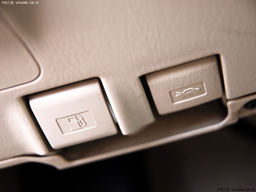 Toyota Prado 2026 — Салон, фото 12