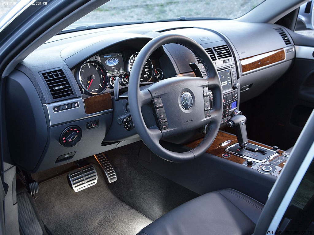 Volkswagen Touareg 2026 — Салон, фото 37