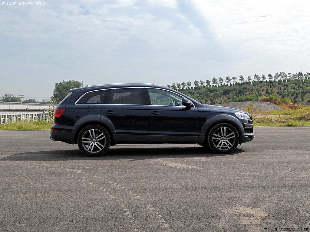 Audi Q7 2026 — фото 36