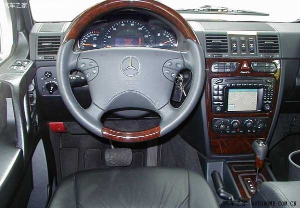 Mercedes-Benz G-Class 2026 — Салон, фото 11