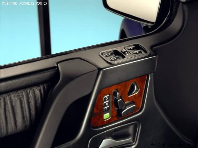 Mercedes-Benz G-Class 2026 — Сиденья и пространство, фото 3