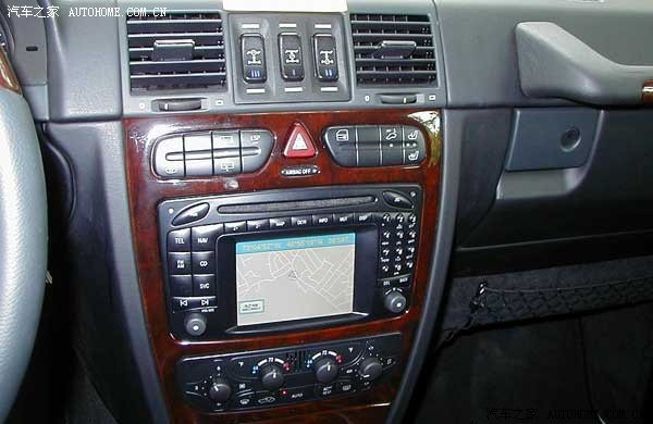 Mercedes-Benz G-Class 2026 — Салон, фото 13