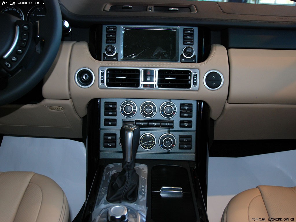 Land Rover Range Rover 2026 — Салон, фото 13
