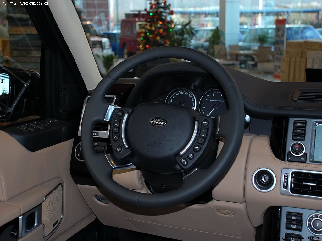 Land Rover Range Rover 2026 — Салон, фото 16
