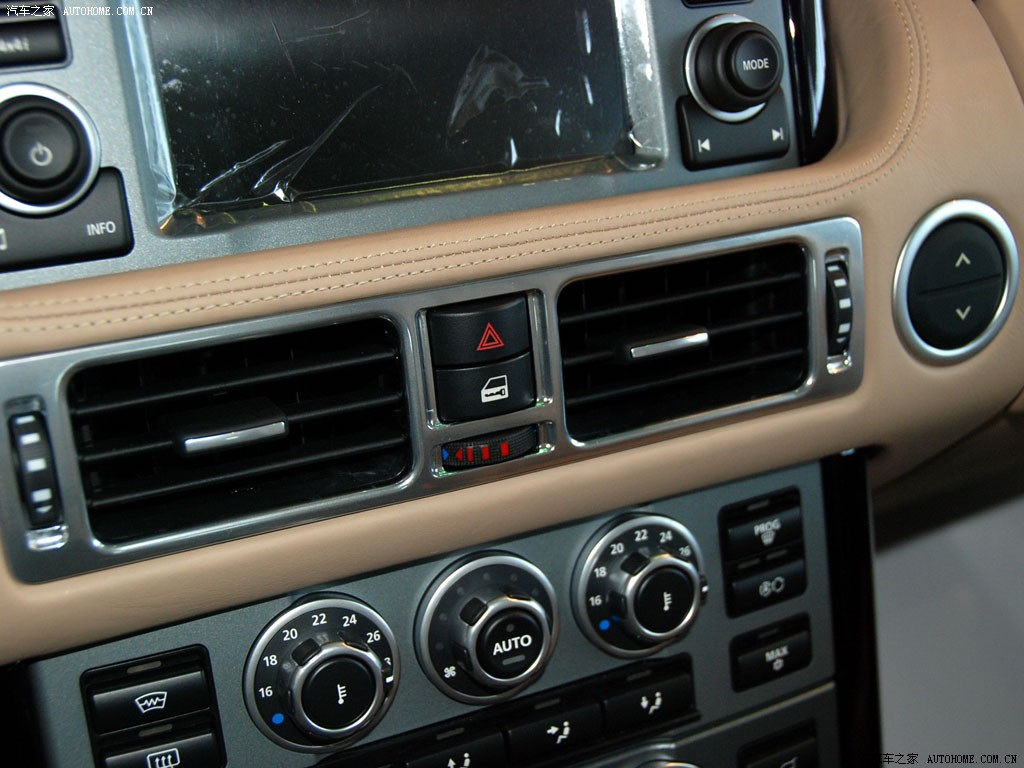 Land Rover Range Rover 2026 — Салон, фото 12