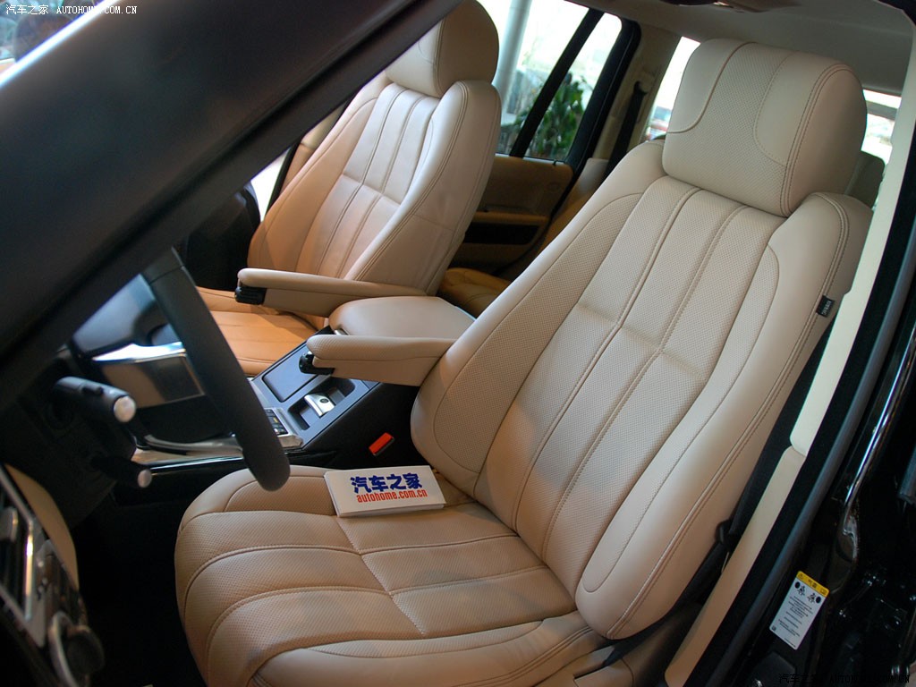 Land Rover Range Rover 2026 — Сиденья и пространство, фото 8