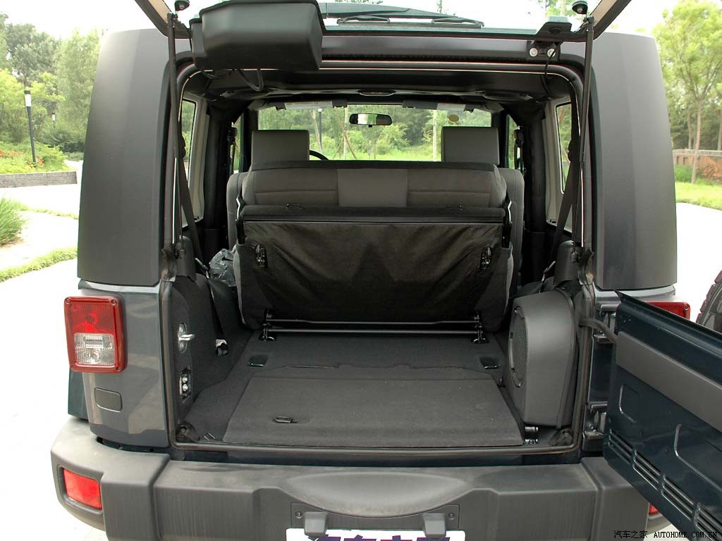 Jeep Wrangler 2026 — фото 172