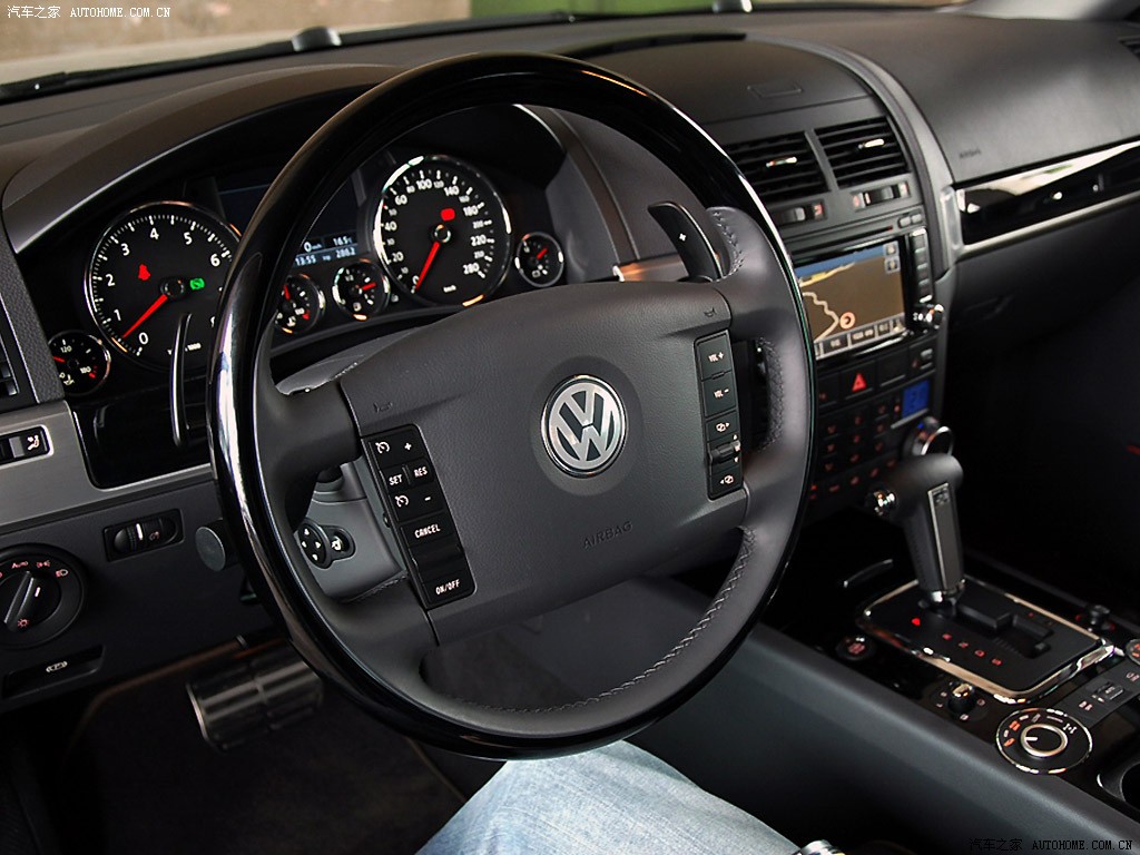 Volkswagen Touareg 2026 — Салон, фото 52
