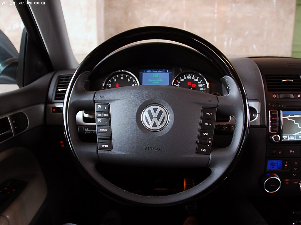 Volkswagen Touareg 2026 — Салон, фото 57