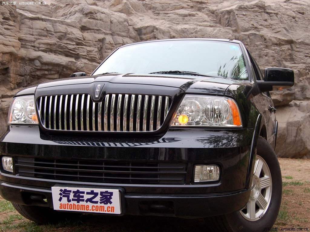 Lincoln Navigator 2025 — Внешний вид, фото 7