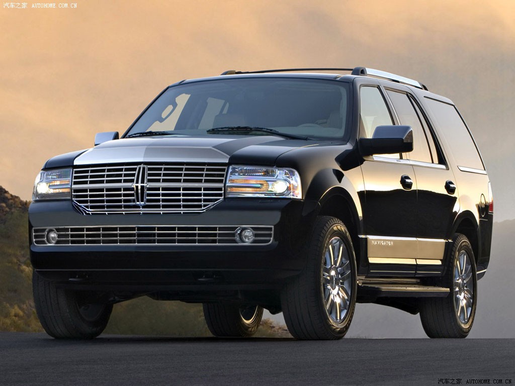 Lincoln Navigator 2025 — Внешний вид, фото 14