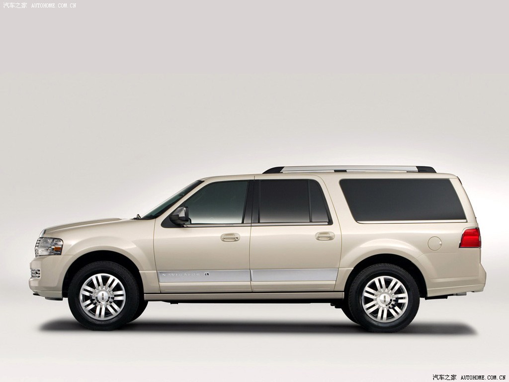 Lincoln Navigator 2025 — Внешний вид, фото 16