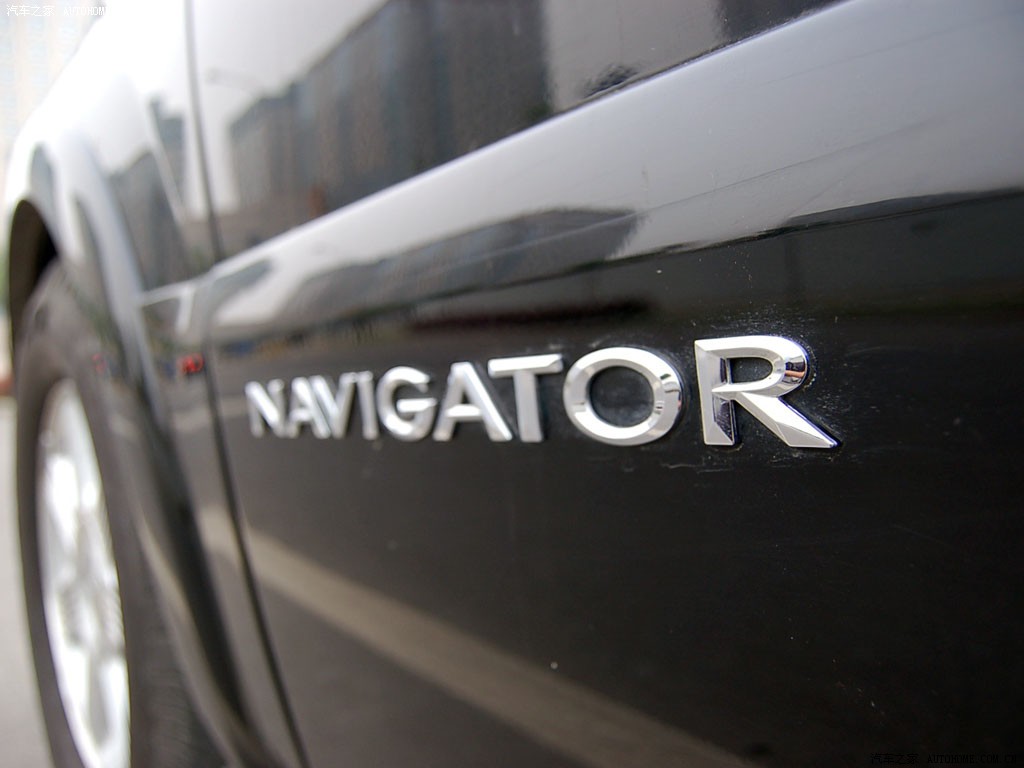 Lincoln Navigator 2025 — Детали, фото 16