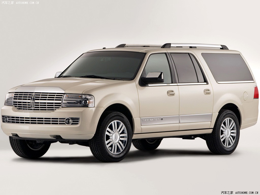 Lincoln Navigator 2025 — Внешний вид, фото 17