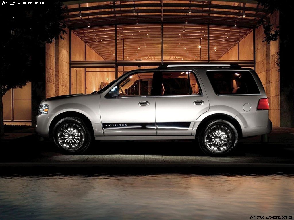 Lincoln Navigator 2025 — Внешний вид, фото 21