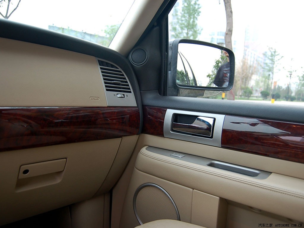 Lincoln Navigator 2025 — Салон, фото 3