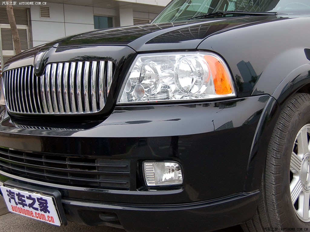 Lincoln Navigator 2025 — Детали, фото 11