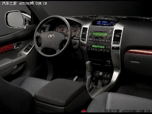 Toyota Prado 2026 — Салон, фото 3