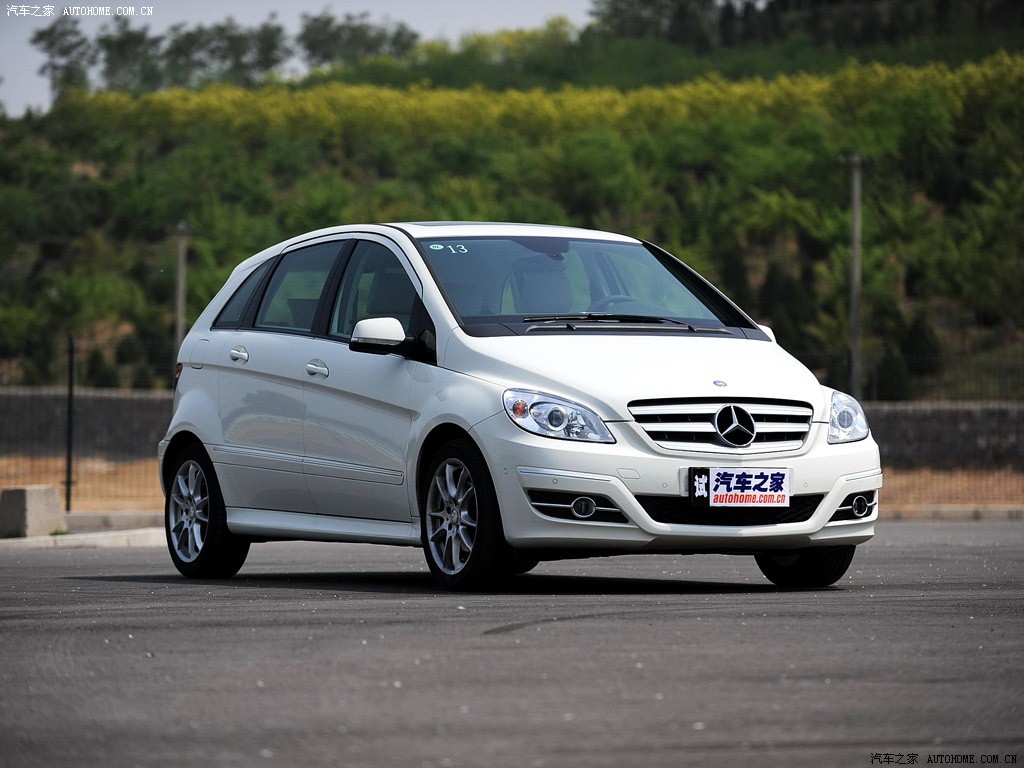 Mercedes-Benz B-Class 2022 — фото 19