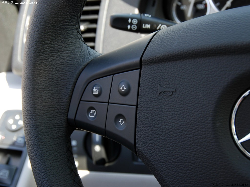 Mercedes-Benz B-Class 2022 — фото 110