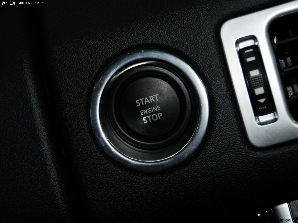 Land Rover Range Rover 2026 — Салон, фото 23