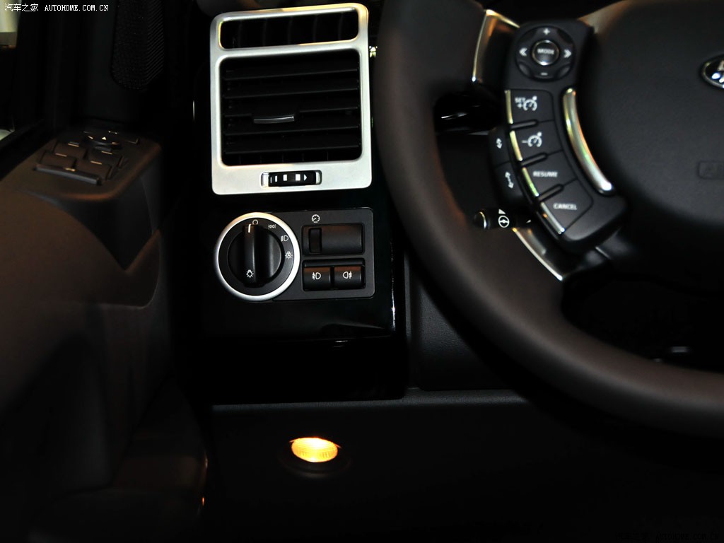 Land Rover Range Rover 2026 — Салон, фото 30