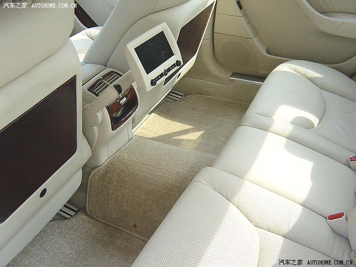 Mercedes-Benz S-Class 2026 — Сиденья и пространство, фото 16
