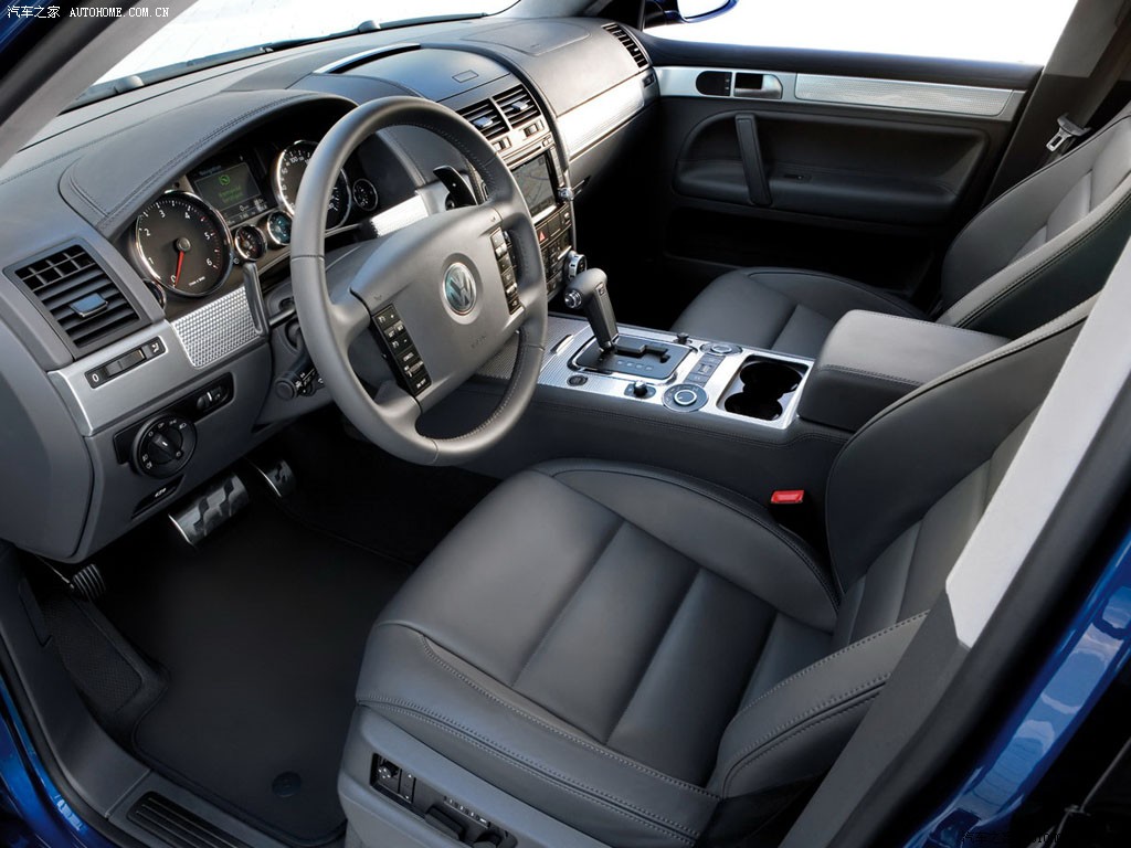 Volkswagen Touareg 2026 — Салон, фото 60