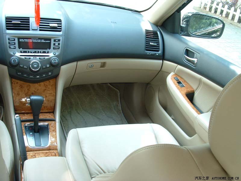 Honda Accord 2026 — Салон, фото 3
