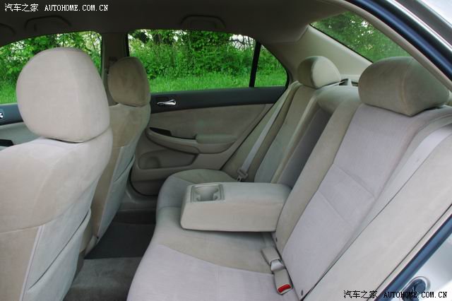 Honda Accord 2026 — Сиденья и пространство, фото 2