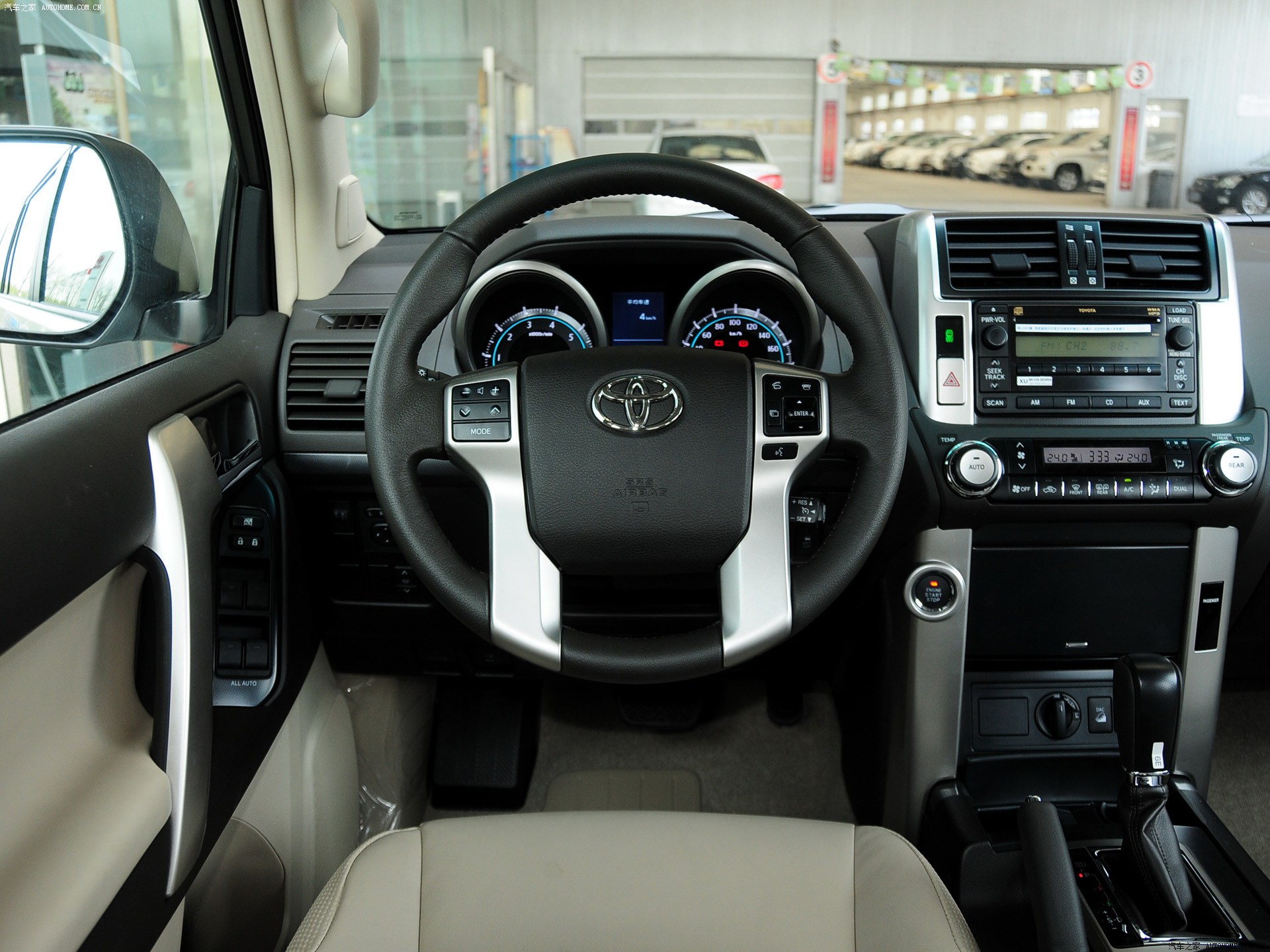 Toyota Prado 2026 — Салон, фото 59