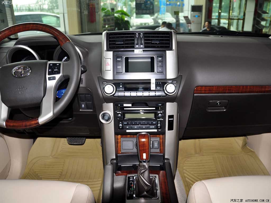 Toyota Prado 2026 — Салон, фото 48