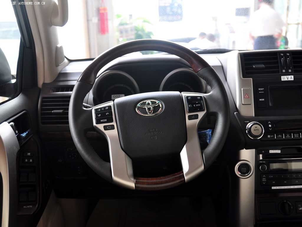 Toyota Prado 2026 — Салон, фото 49