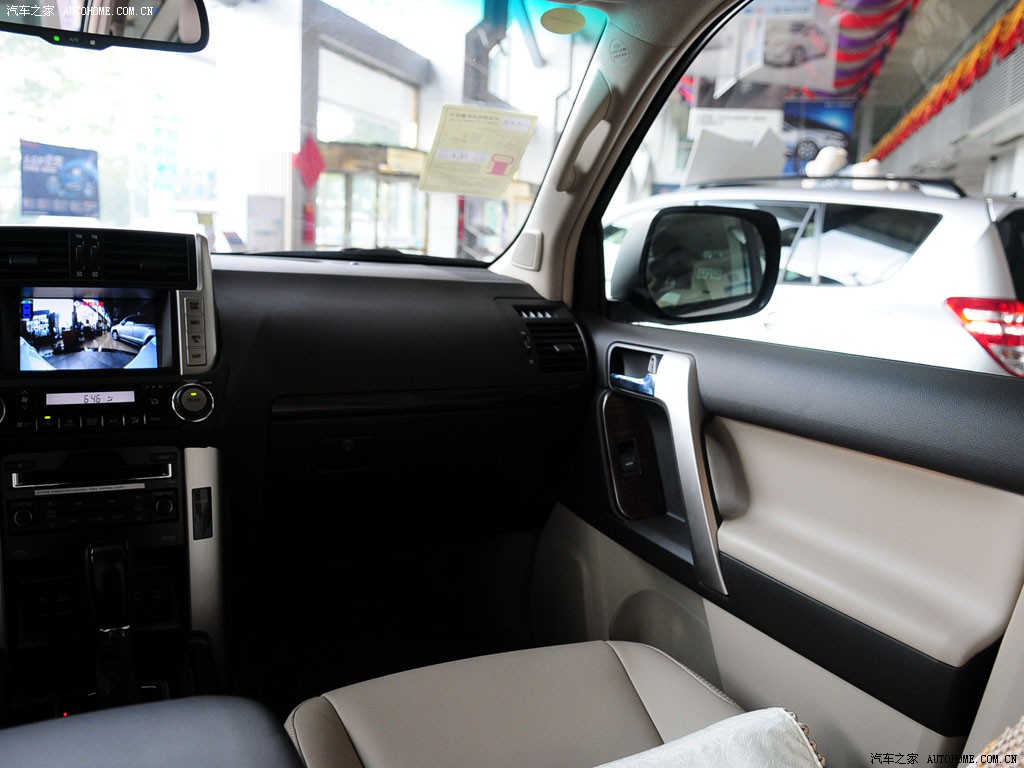 Toyota Prado 2026 — Салон, фото 37