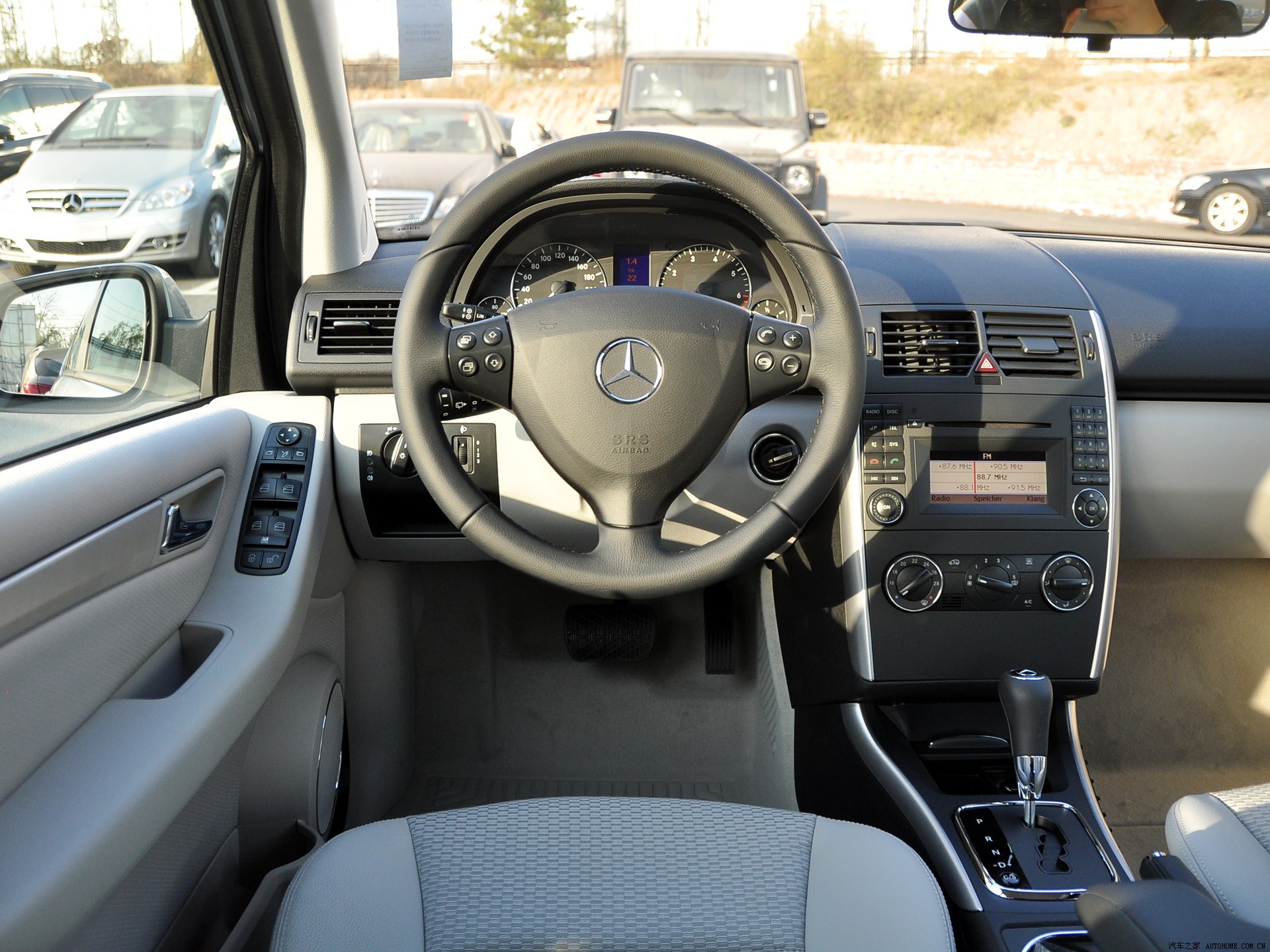 Mercedes-Benz A-Class 2022 — фото 110