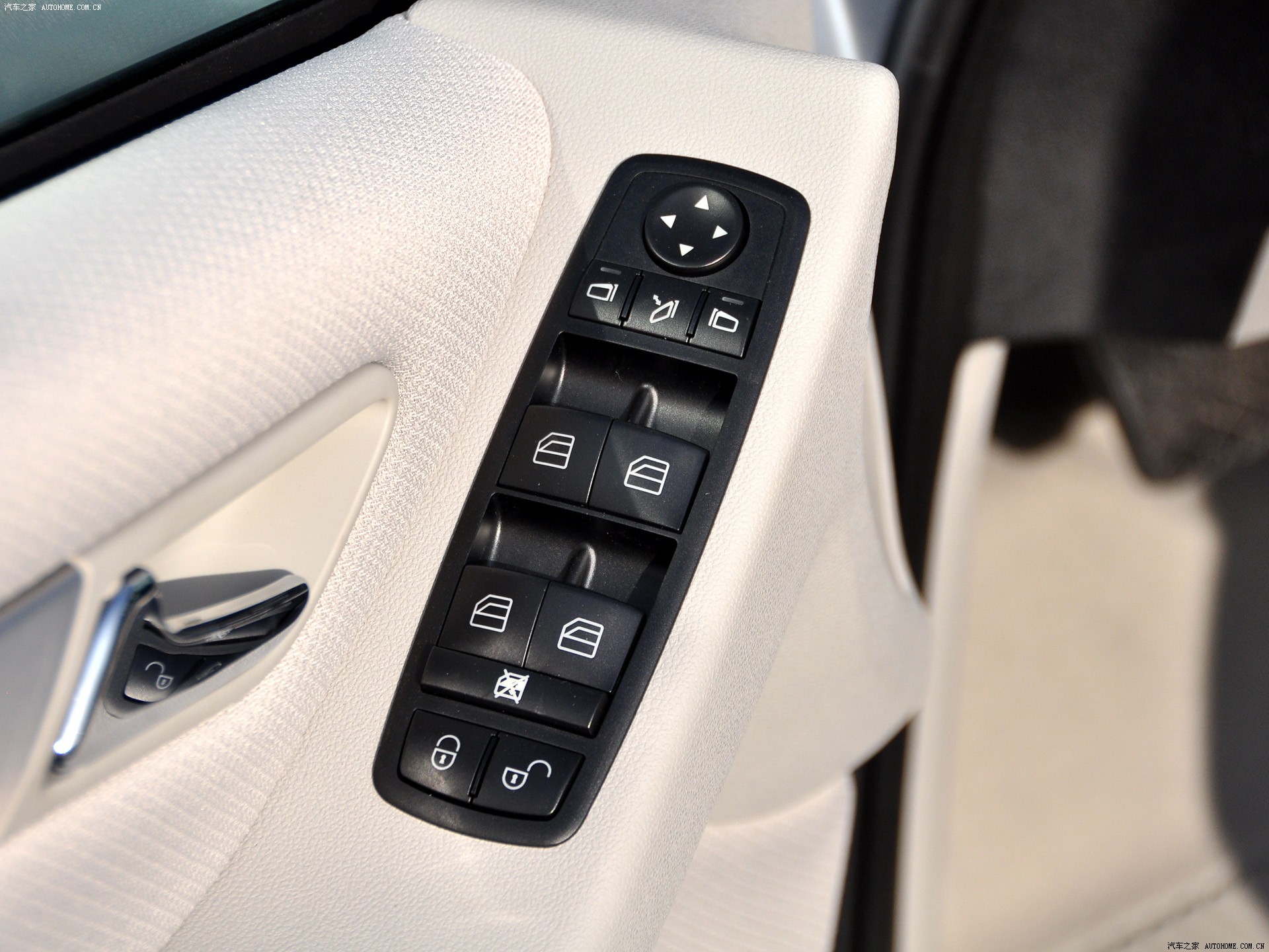 Mercedes-Benz A-Class 2022 — фото 177