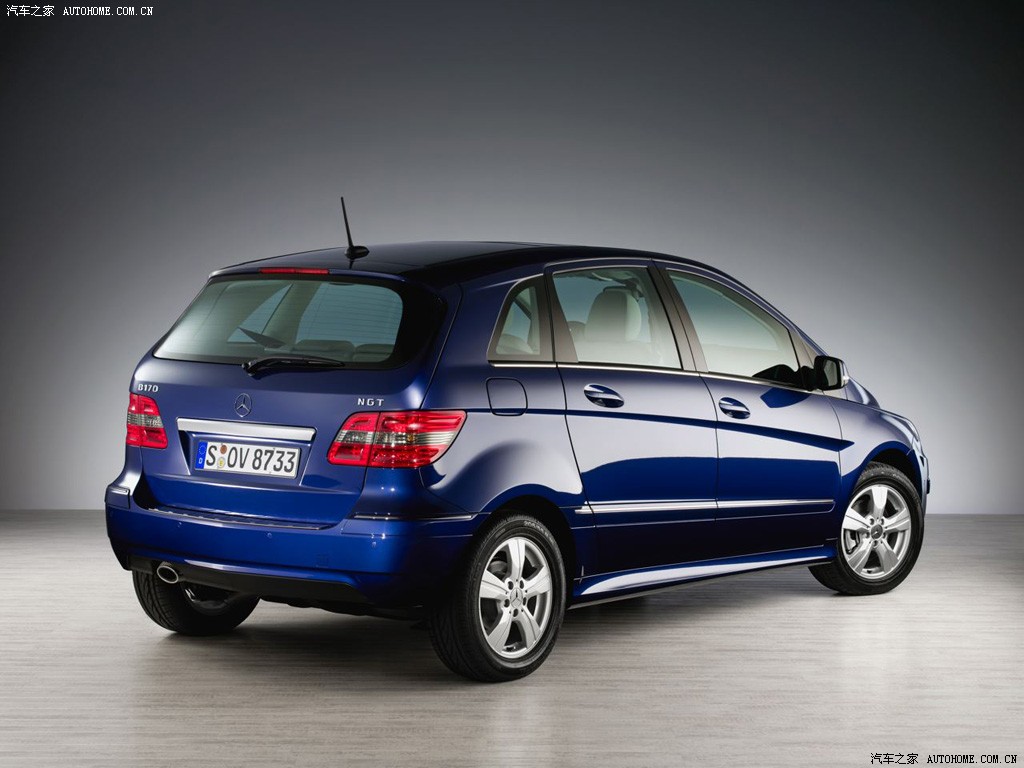 Mercedes-Benz B-Class 2022 — фото 32